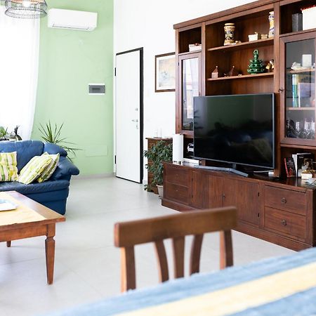 チーニジLa Casa Verdeアパートメント エクステリア 写真