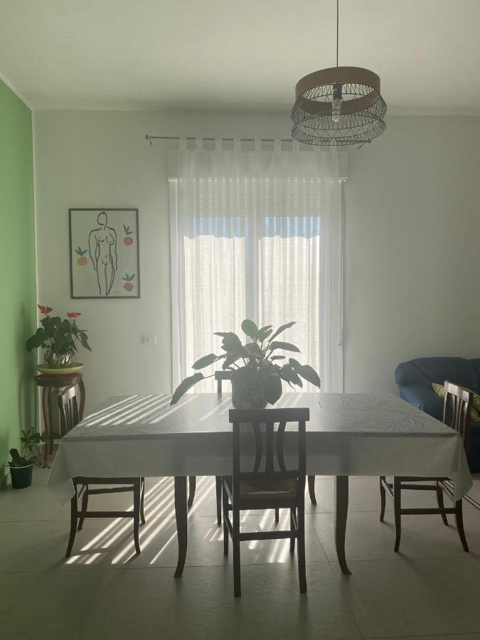 チーニジLa Casa Verdeアパートメント エクステリア 写真