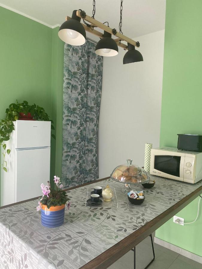チーニジLa Casa Verdeアパートメント エクステリア 写真