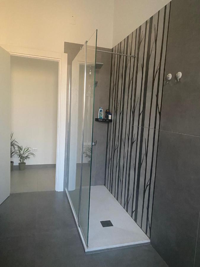 チーニジLa Casa Verdeアパートメント エクステリア 写真